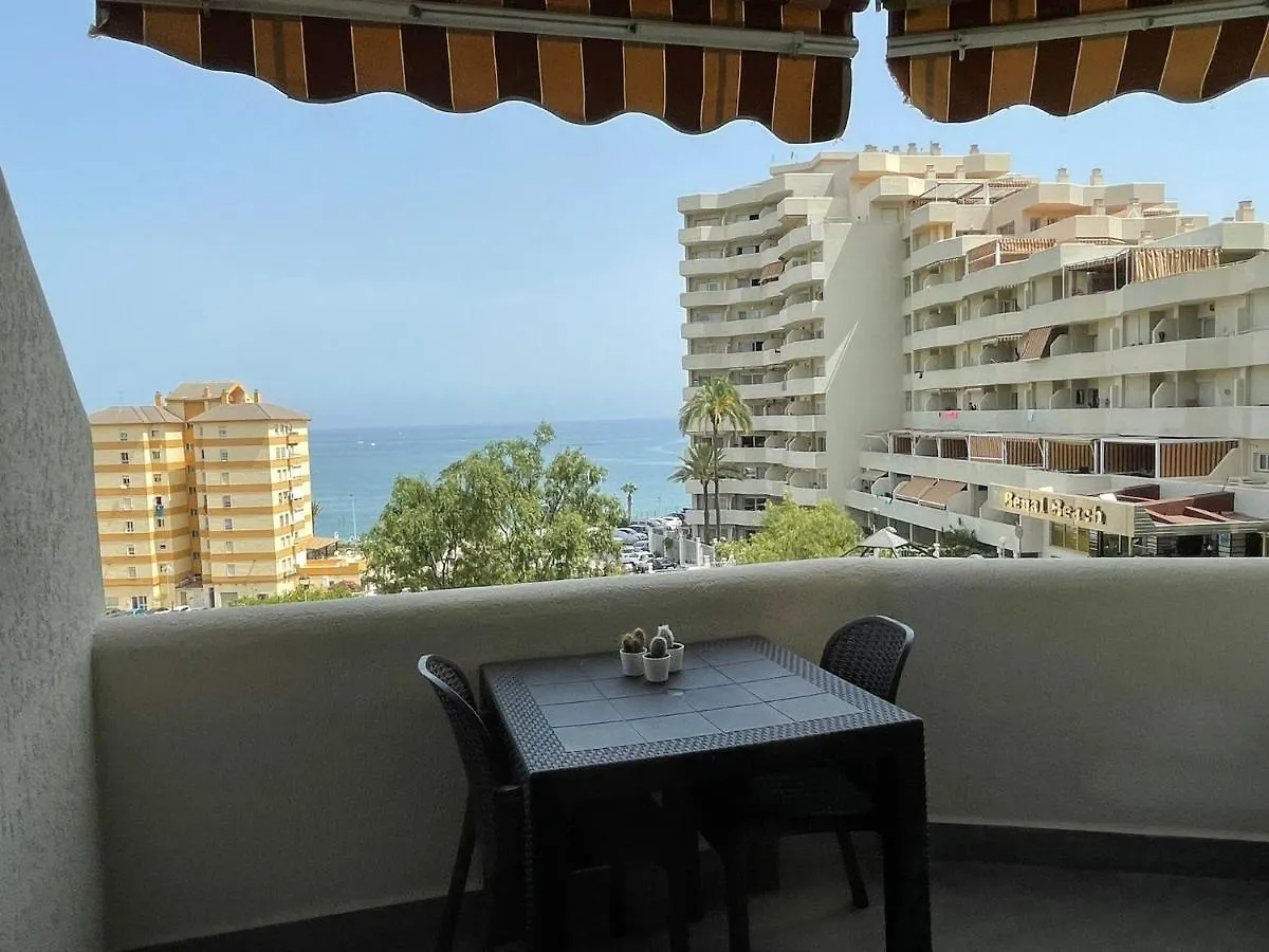 Benalbeach, estudio en primera línea de playa Benalmádena 0*,  España