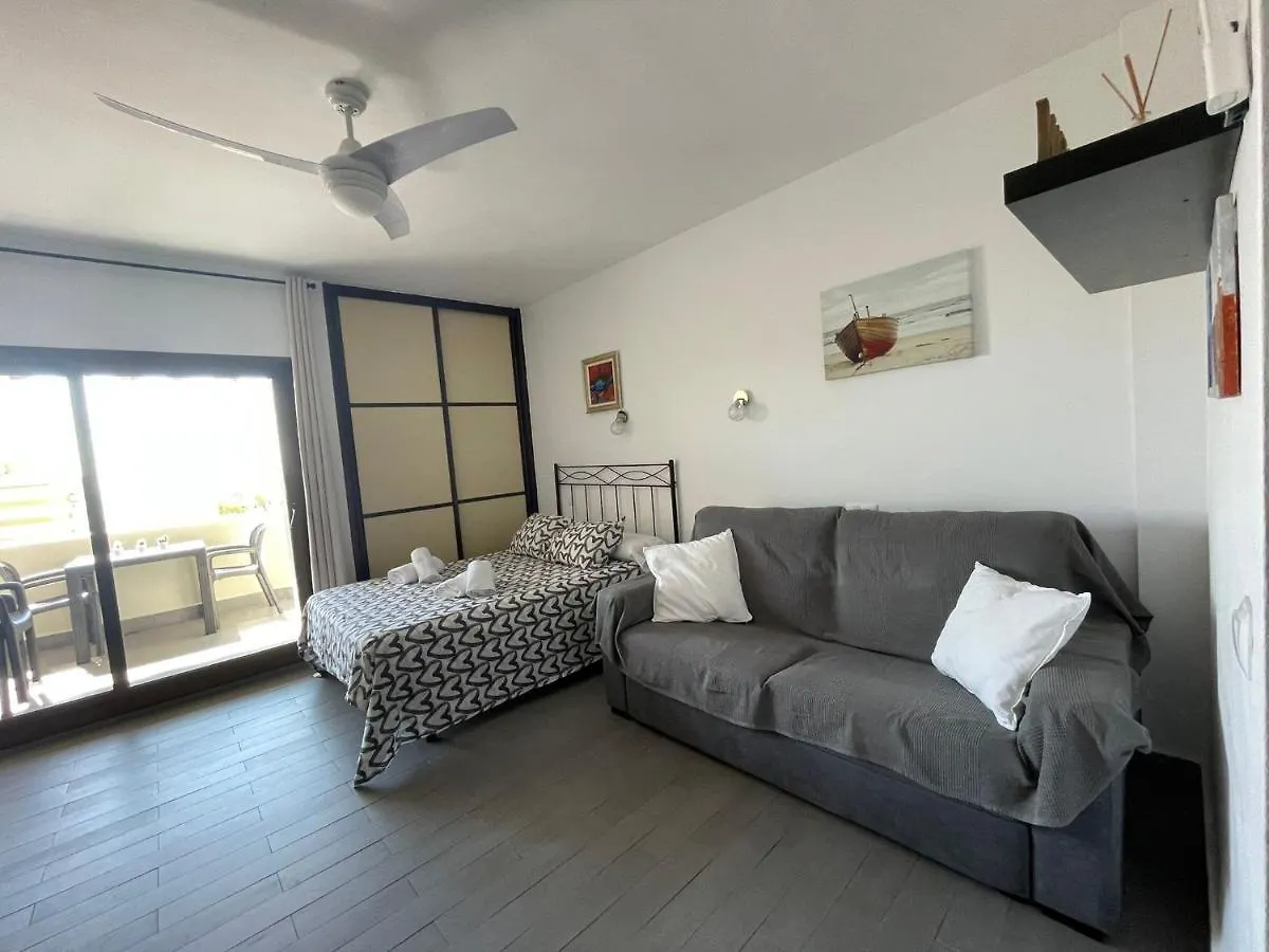 Apartment Benalbeach, Estudio En Primera Linea De Playa Benalmadena Spain